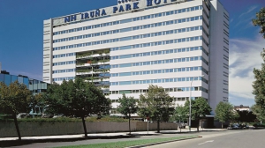 HOTEL NH IRUÑA PARK
